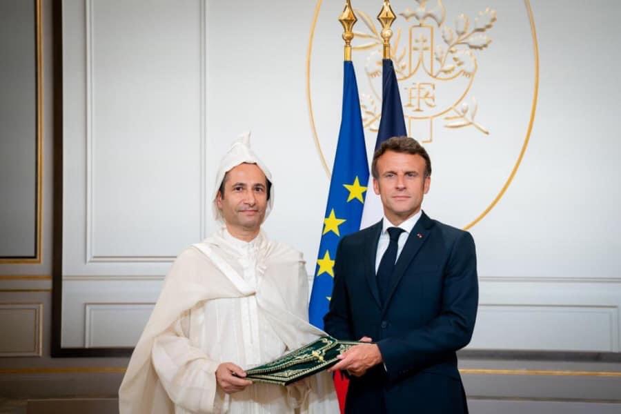 الملك محمد السادس يُنهي مهام بنشعبون سفيرا للمغرب في فرنسا
