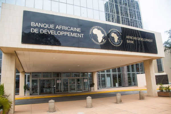 البنك الإفريقي للتنمية يمنح المغرب 201 ألف أورو من أجل توفر الموارد المائية