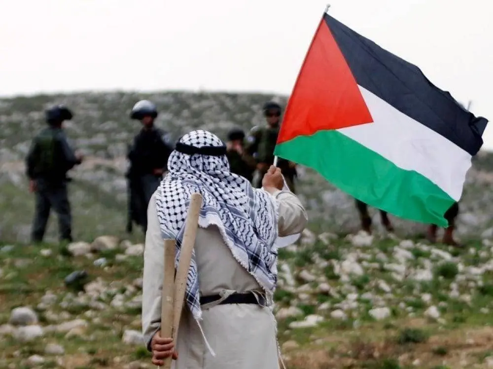 فلسطين تناشد مصر تشغيل شبكات الاتصال القريبة من غزة
