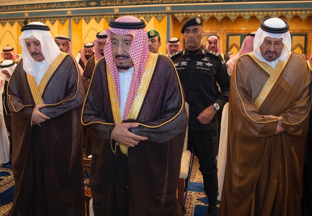 الملك يعزي الملك سلمان في وفاة شقيقته