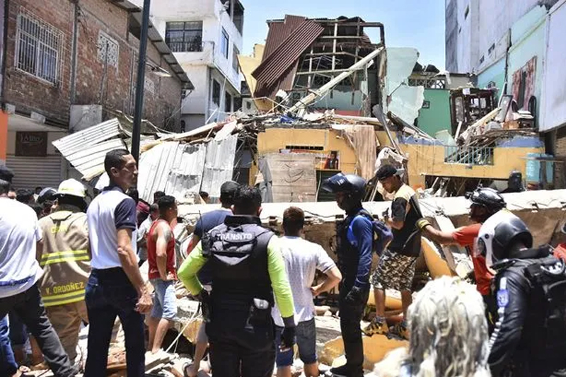 14 قتيلا جراء زلزال الإكوادور بلغت قوته 8 درجات