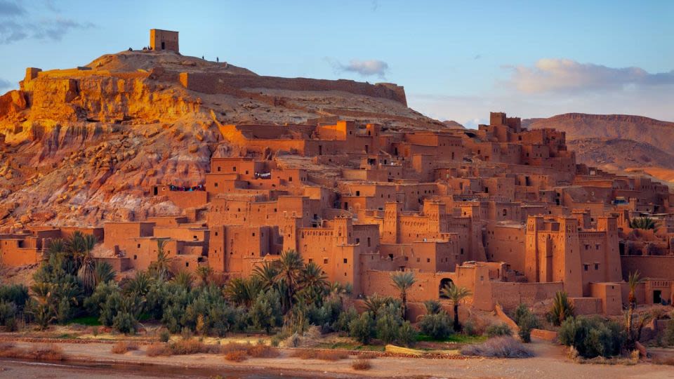 تأخر تنفيذ برنامج “ورزازات شمس الواحات” يثير انتقادات للشركة المغربية للهندسة السياحية