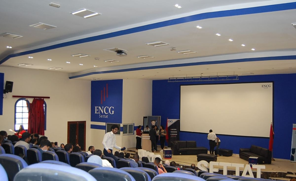 وفاة طالب جامعي أضرم النار في جسده.. مدير “ENCG” سطات يكشف لـ”مدار21″ التفاصيل الكاملة