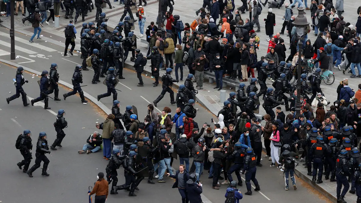 أعمال عنف ترافق بعض المظاهرات ضد إصلاح نظام التقاعد بفرنسا