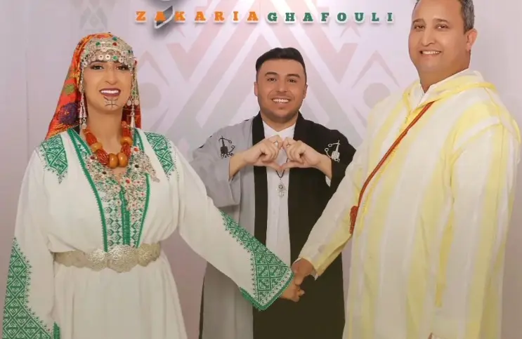 هدية لبوطازوت وزوجها.. زكرياء الغافولي يروج لأغنية “محبوبي”