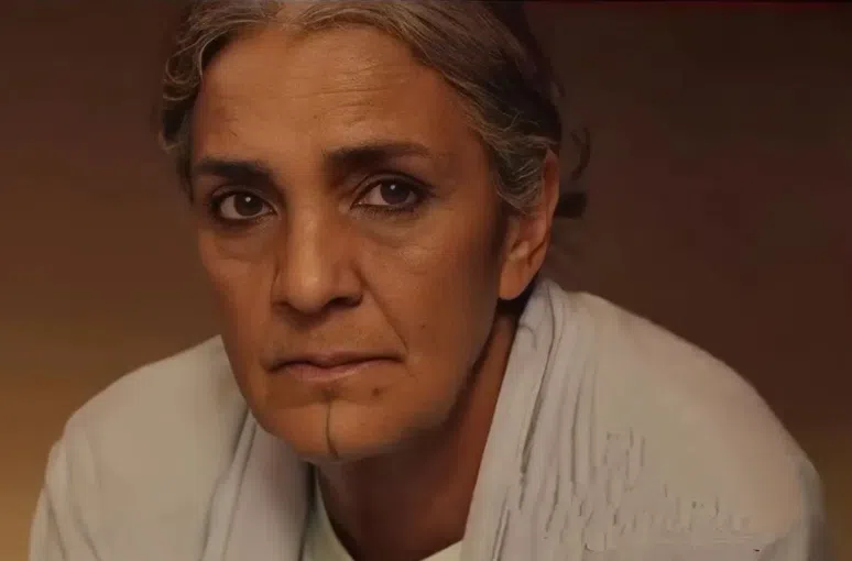 راوية تعود إلى الثانوية لاجتياز البكالوريا للمرة الثانية في الشاشة