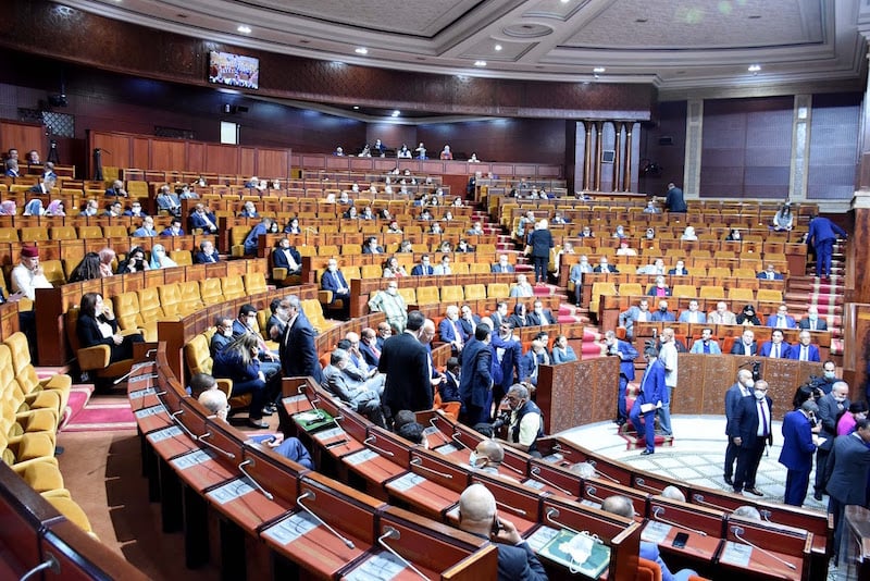 “الإعاقة” تُثير زوبعة داخل البرلمان ونواب يرفضون إهانة كرامة ممثلي الأمة