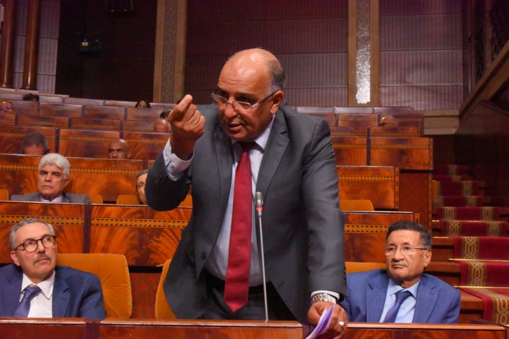 برلماني يطالب بإعفاء مغاربة العالم من ضريبة السكن الاجتماعي