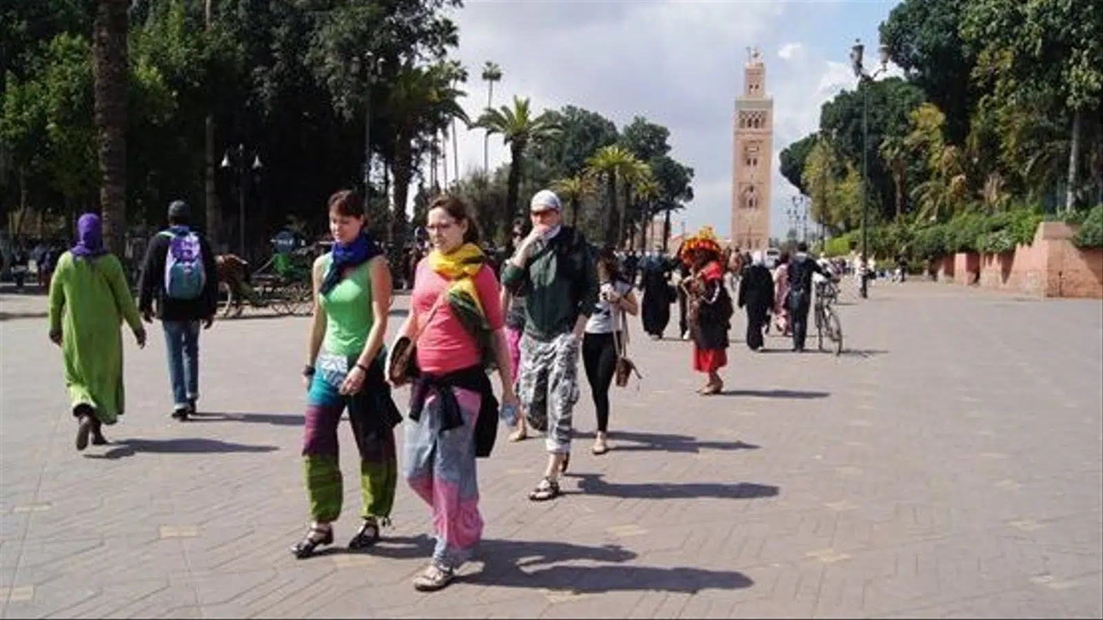 عائدات السياحة المغربية تطوي أزمة القطاع بضخّ 25 مليار بأربعة أشهر