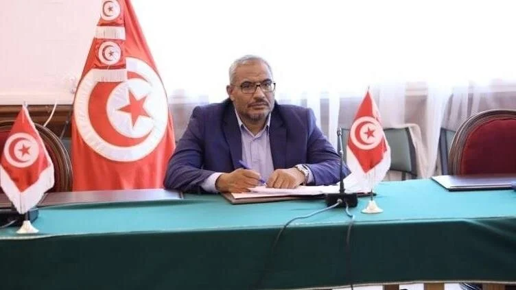 تونس.. قيادي في “النهضة” يباشر في سجنه إضرابا عن الطعام