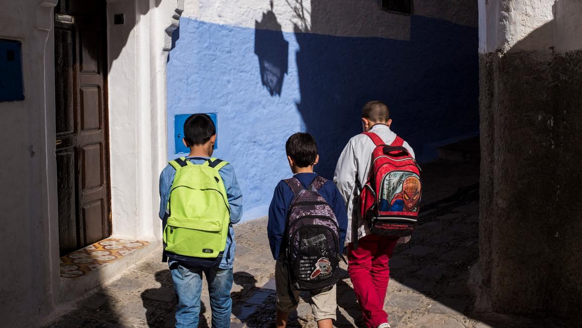 دراسة: جل التلاميذ المغاربة لا يجيدون القراءة.. الوزارة تقر وتعلن إجراءات للمواكبة