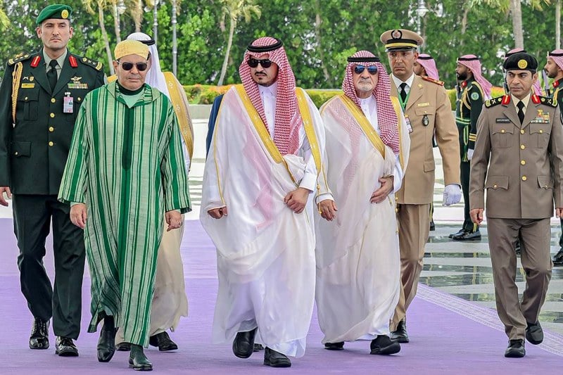 الأمير مولاي رشيد يحل بجدة لتمثيل الملك في القمة العربية