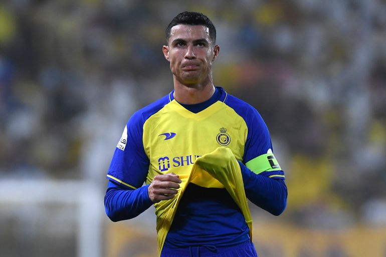 ليس برونالدو وحده تأتي الألقاب.. النصر السعودي يخرج من الموسم بخفَّي حُنَين