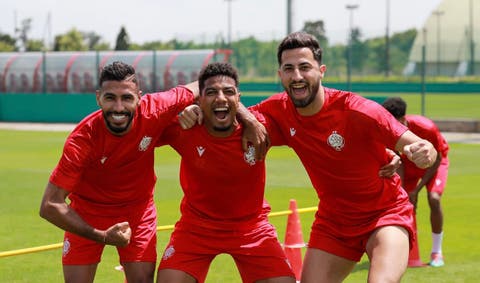 الوداد ينهي الشوط الأول متقدما على الأهلي ويخطو نحو اللقب القاري