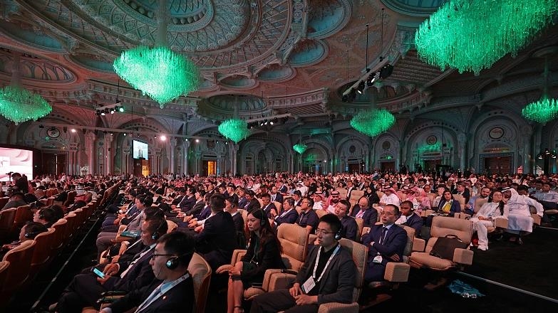 مؤتمر الأعمال العربي الصيني يوقع اتفاقيات بـ 10 مليارات دولار