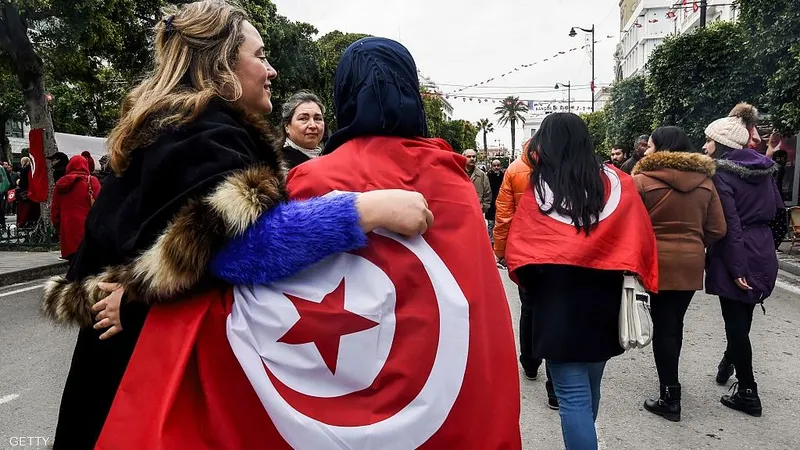 المركز العربي للأبحاث يدعو  لمنح مزيد من الفرص الاقتصادية للنساء بتعديل قانون العمل التونسي