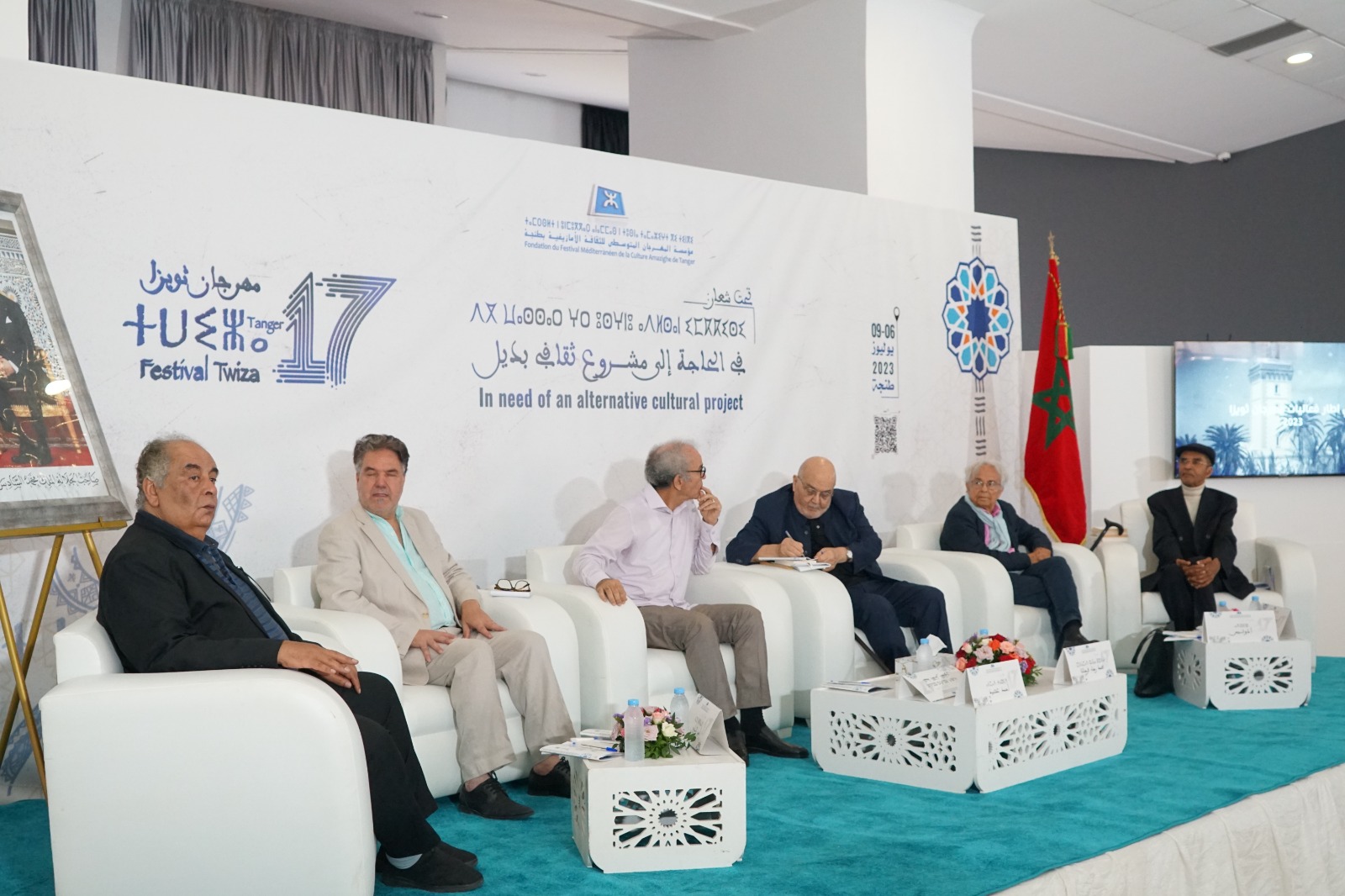 الكوني ينتقد “دكتاتورية” الديمقراطية الغربية ضد القيم و”مؤامرة” التقنية ضد المعرفة والروحانيات