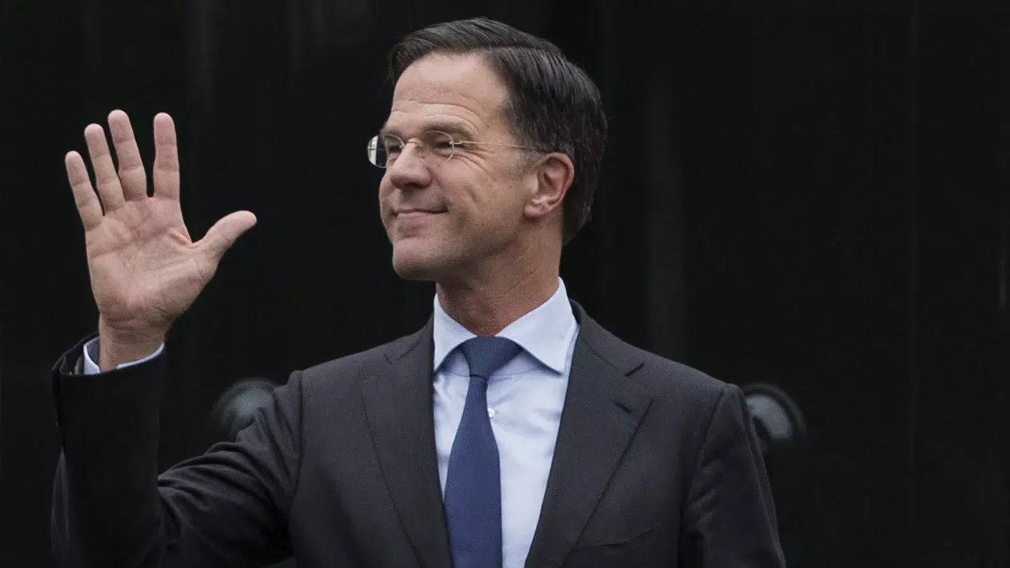 استقالة رئيس وزراء هولندا بسبب الفشل في تدبير الهجرة