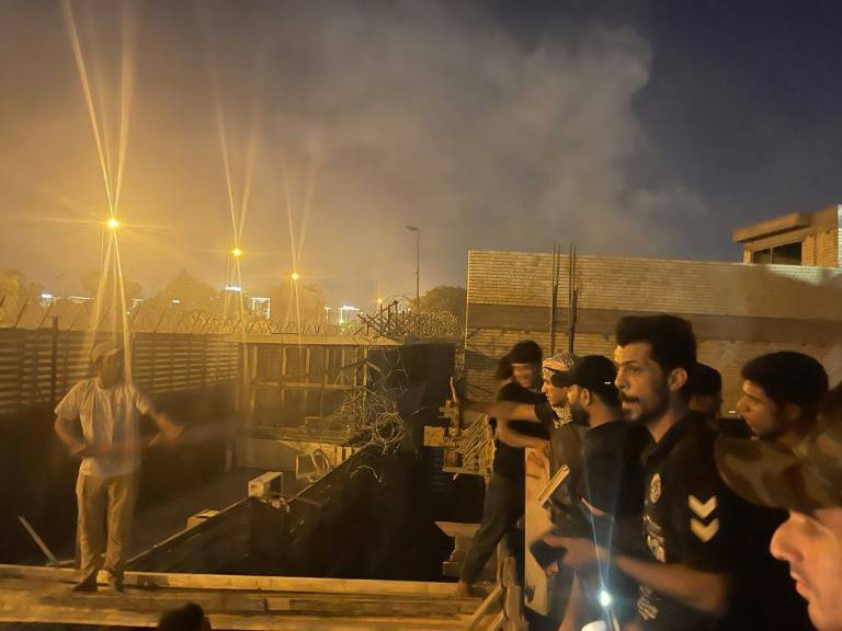 السويد تندد بحرق سفارتها في بغداد