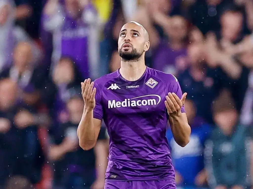 الفحوصات الطبية تفصل أمرابط عن التوقيع رسميا لـ”اليونايتد” والصفقة تناهز 35 مليون يورو