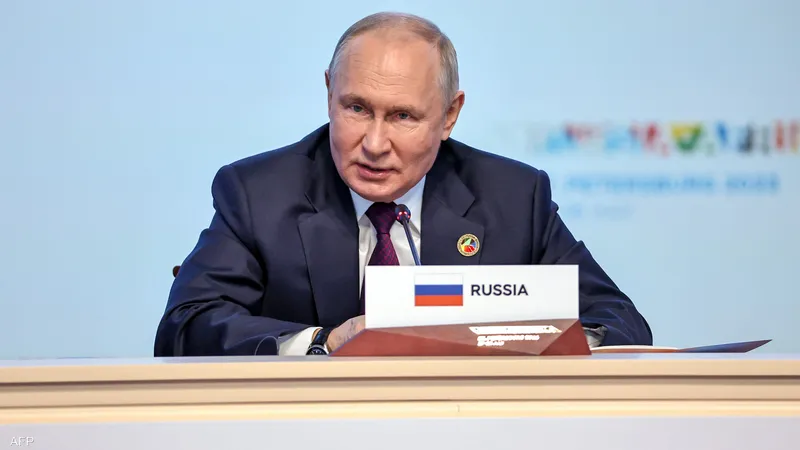 بوتين يؤكد انفتاح روسيا على تعزيز علاقاتها بالمغرب وينوّه بجهود الملك لتحقيق الأمن الغذائي بإفريقيا