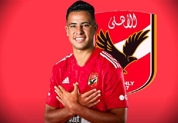 رضا سليم يتعاقد مع الأهلي المصري لأربعة مواسم