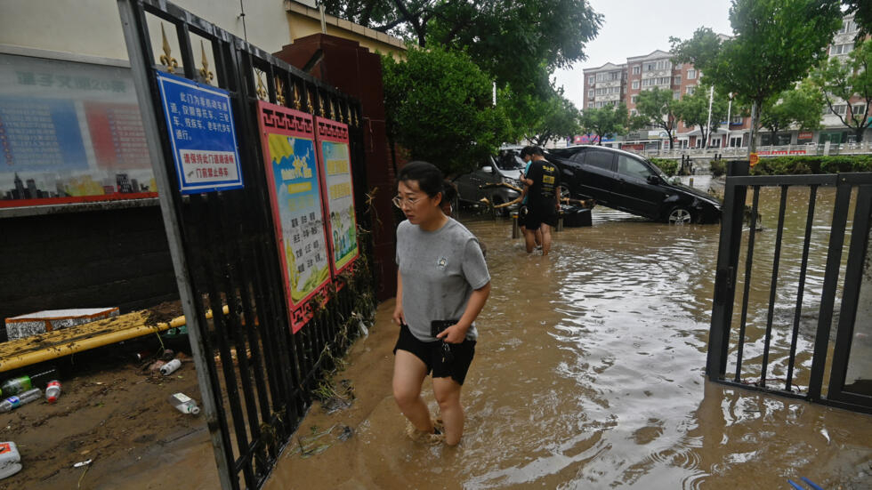 فيضانات الصين تخلف عشرات القتلى والمفقودون
