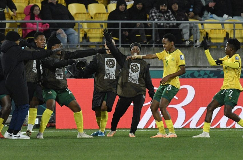 جنوب إفريقيا يبلغ ثمن نهائي كأس العالم للسيدات