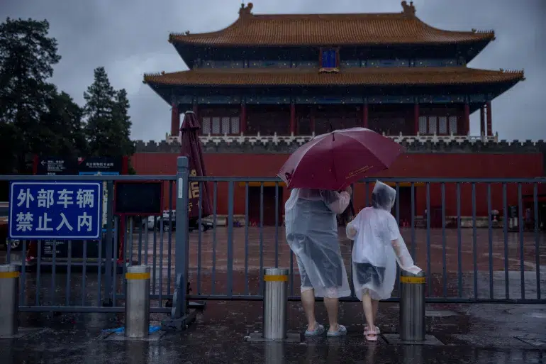 بكين تسجل أعلى معدل لتساقط الأمطار منذ 140 سنة