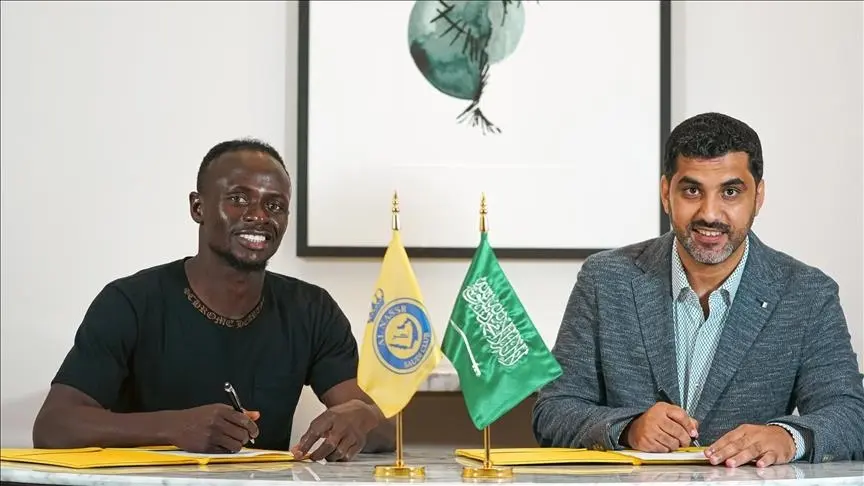 صفقات بملايين الدولارات.. الدوري السعودي يقتنص 15 نجما كرويا من النوادي الأوروبية وآخرهم “ساديو ماني”