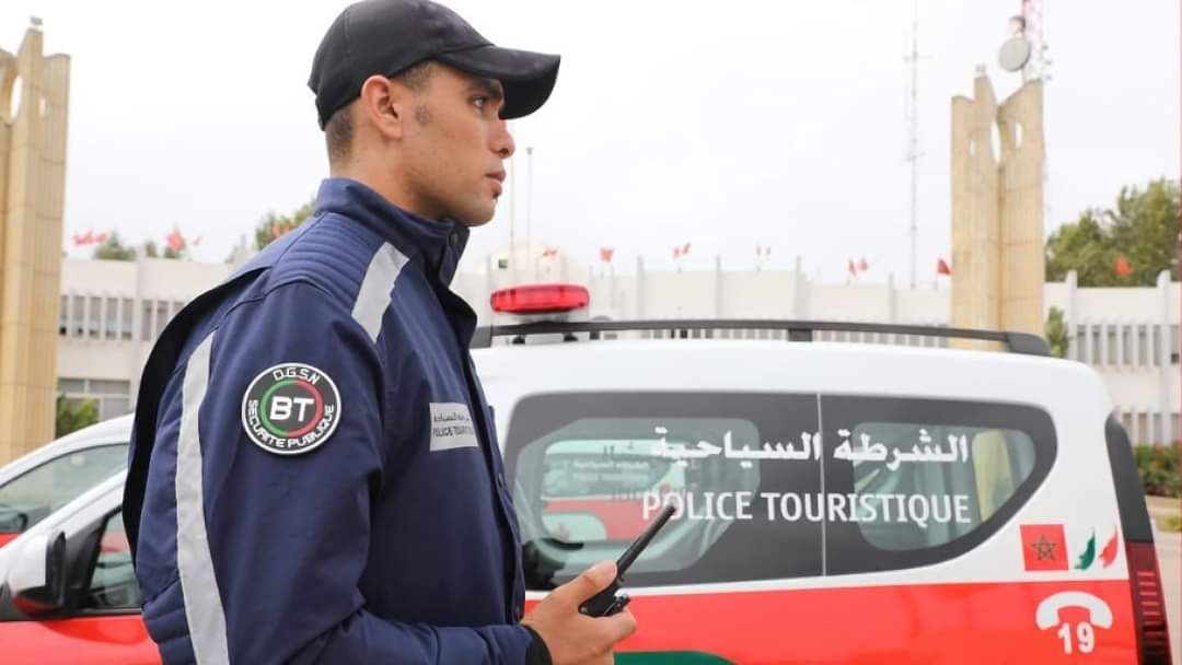 فرق الشرطة السياحية تشرع في العمل بوسائل النقل والزي الجديد