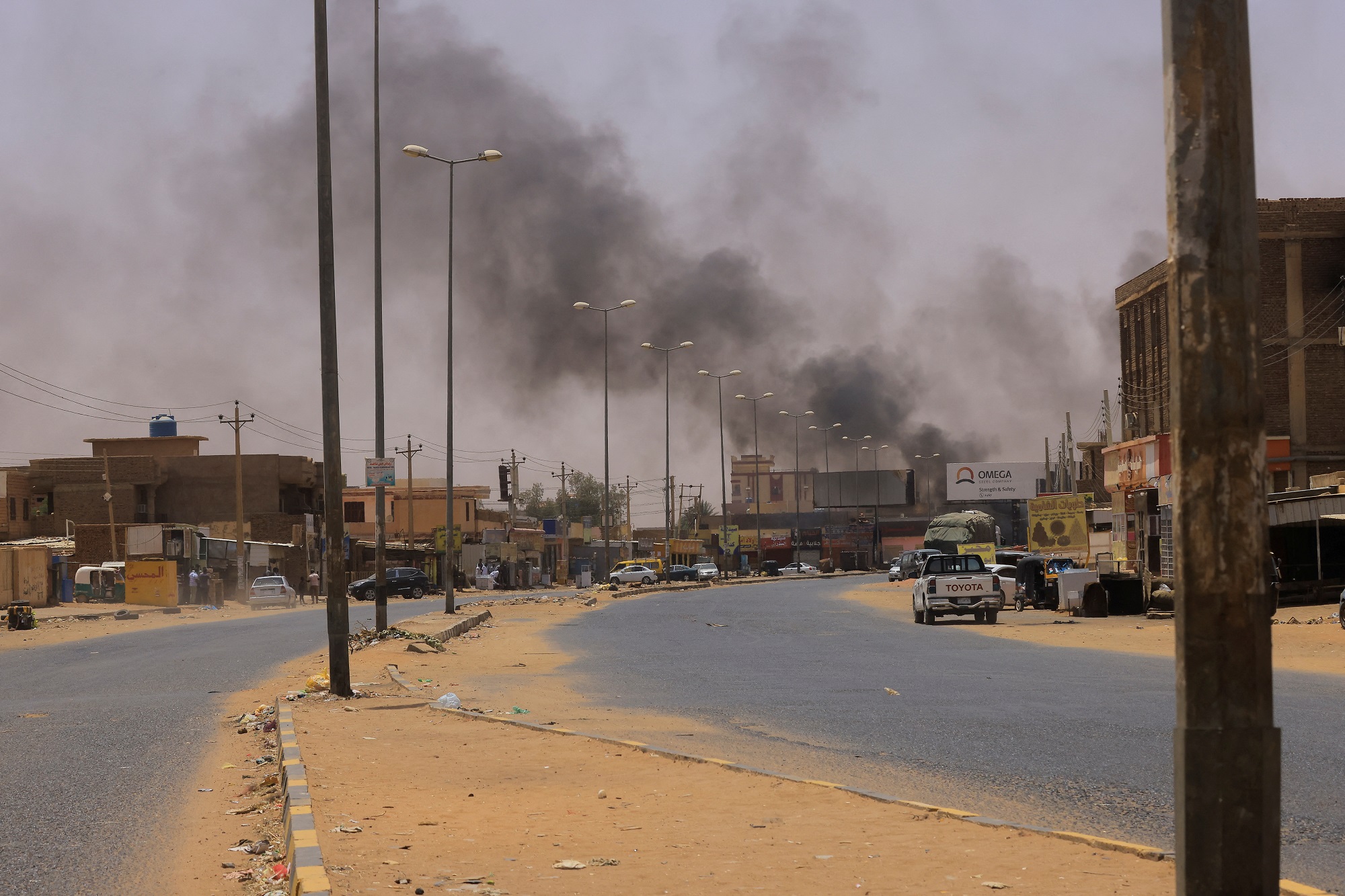 شوارع الخرطوم تتحول لمقبرة لضحايا حرب الجيش السوداني وقوات “الدعم السريع”
