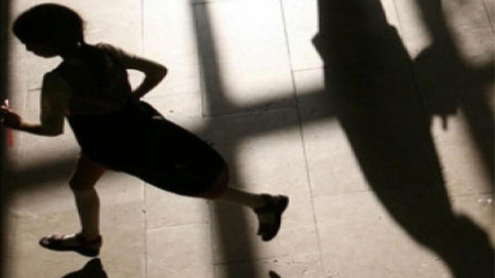 اعتداء جديد بالضرب على أطفال في مخيم و”ماتقيش ولدي” تطالب وزارة بنسعيد بالتدخل