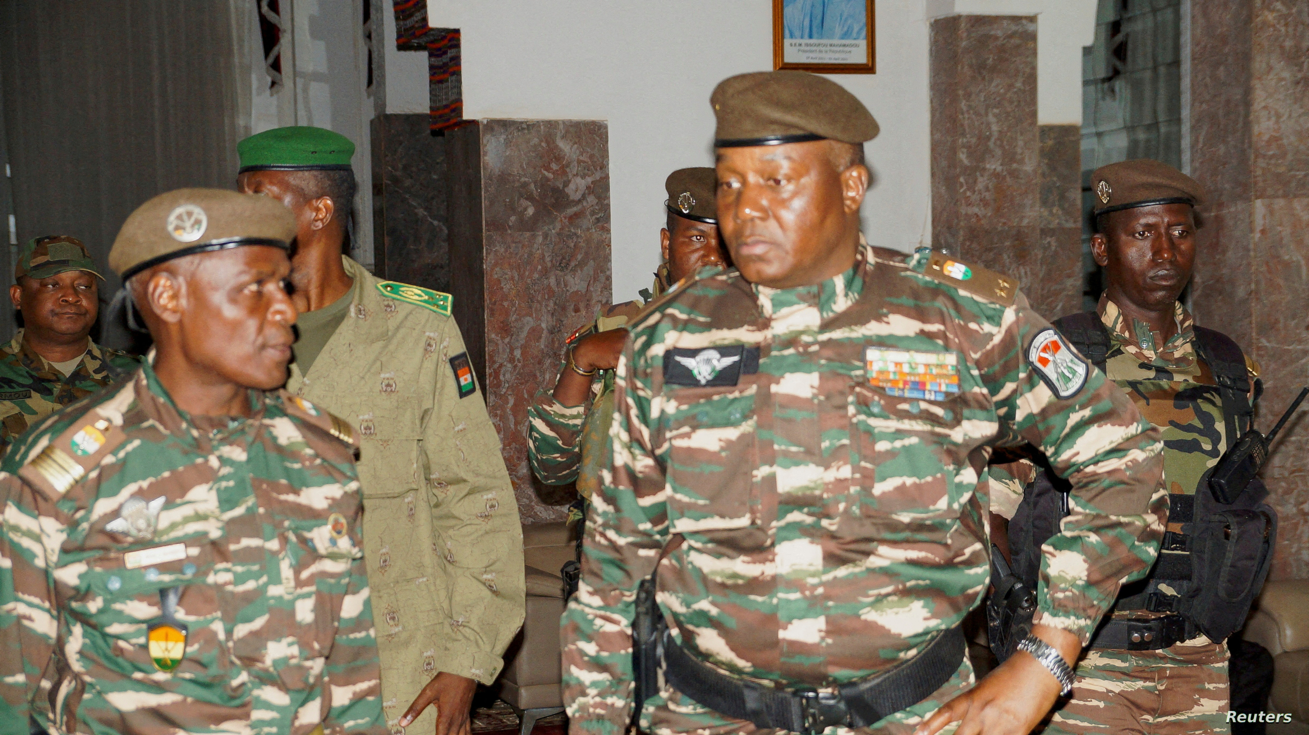 المجلس العسكري بالنيجر يحذر من تدخل عسكري في بلاده