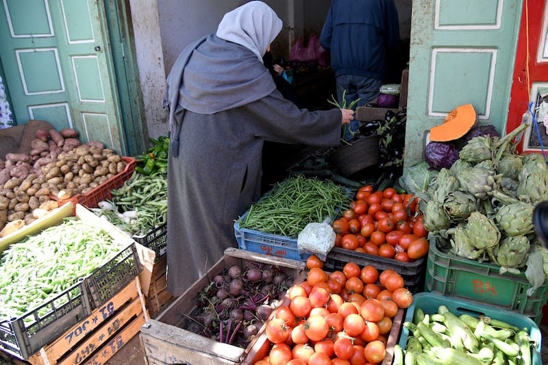 تنظيم اقتصادي بالأغلبية يطالب الحكومة بمحاربة غلاء الأسعار بتقوية العرض الفلاحي الداخلي