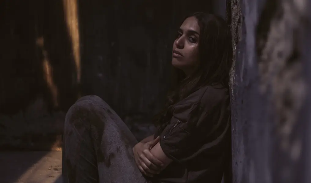 “أبواب السماء”.. فيلم سينمائي  يغوص بالمشاهد في مأساة محكومات بـ”الإعدام” جمعهن مصير واحد