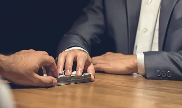 عاجل/ الرقم الأخضر يطيح برئيس جماعة حربيل ضواحي مراكش