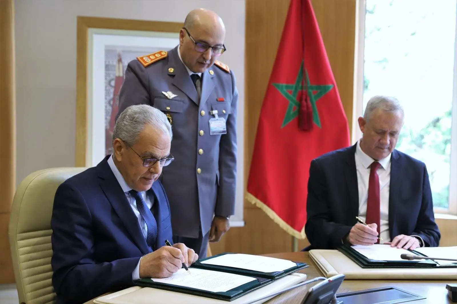 وفد من الكونغرس الأمريكي يشيد بالشراكة العسكرية مع المغرب