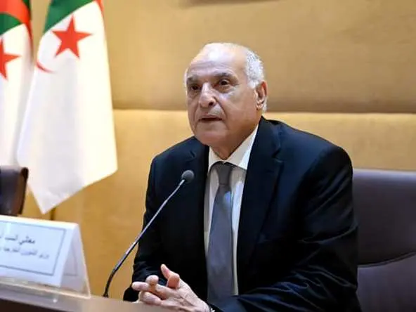 وزير الخارجية الجزائري يزور تركيا اليوم الأربعاء