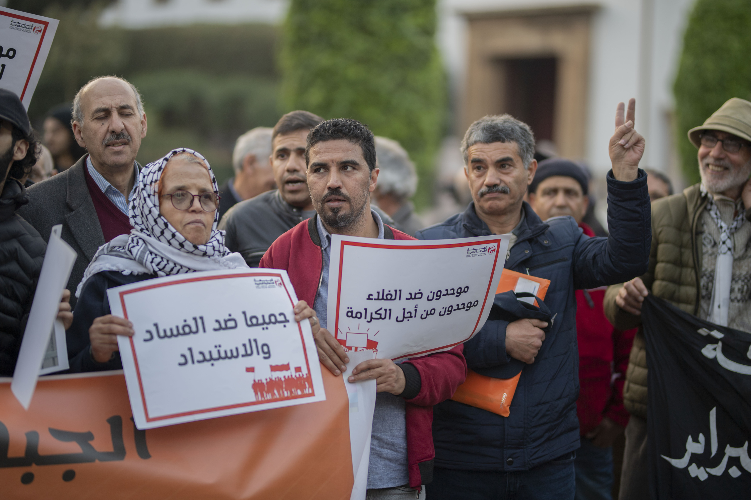 دراسة: 45 في المئة من المغاربة غير راضين عن جهود الحكومة في مكافحة الفساد
