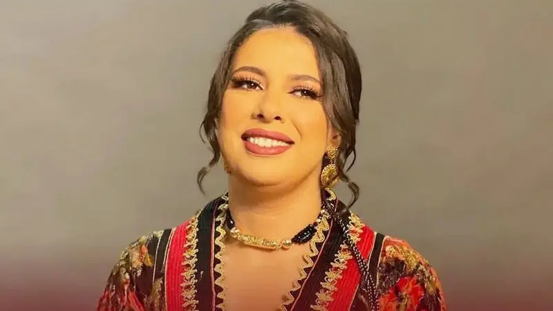 لمكيمل تجسّد كفاح مغاربة العالم وارتباطهم بالأصل وحب الوطن في مسلسل “أش هذا”
