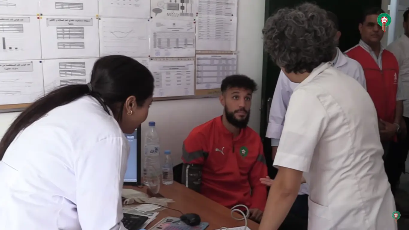 لاعبو المنتخب المغربي: تخلعنا والحمدلله ماوقع لينا والو والتبرع بالدم واجب وطني