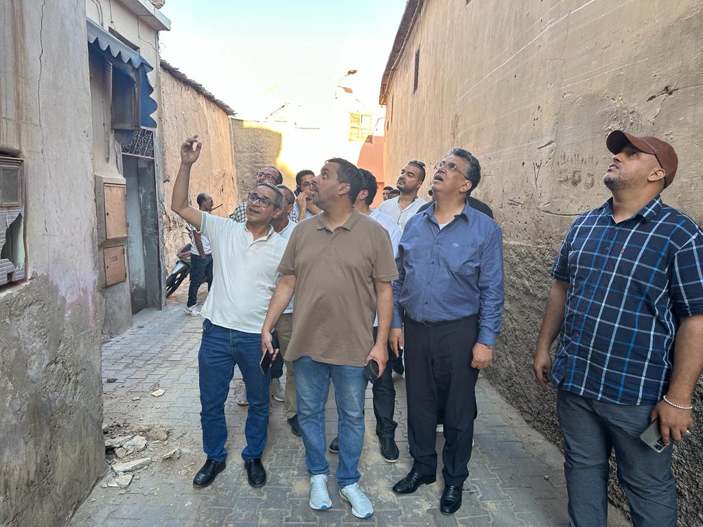 وهبي يتفقد آثار الهزة الأرضية بتارودانت