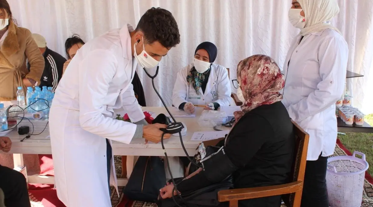 نقل 300 طن في 3 أيام.. وزارة الصحة تؤكد كفاية مخزون الأدوية لمعالجة مصابي الزلزال