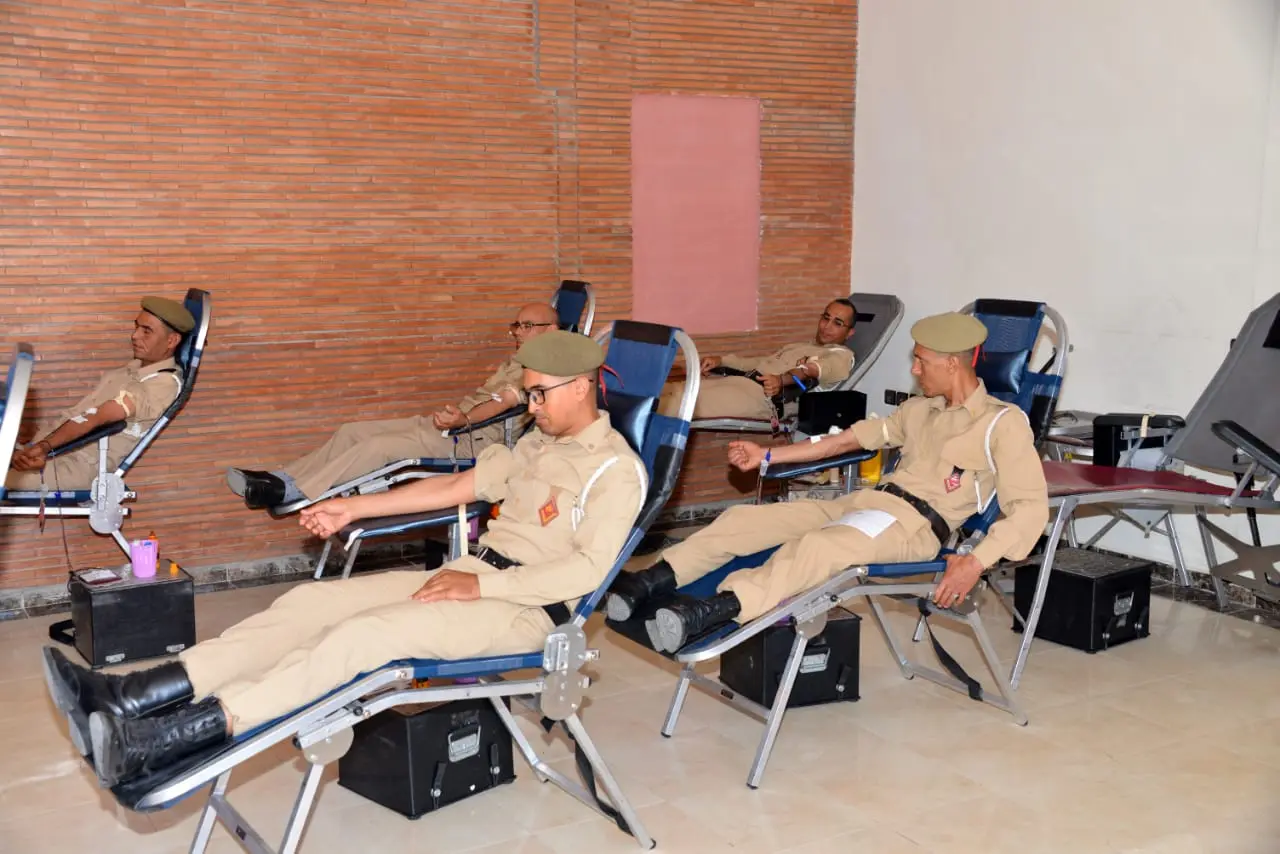 القوات المساعدة ببن جرير تتضامن مع ضحايا الزلزال بالتبرع بالدم