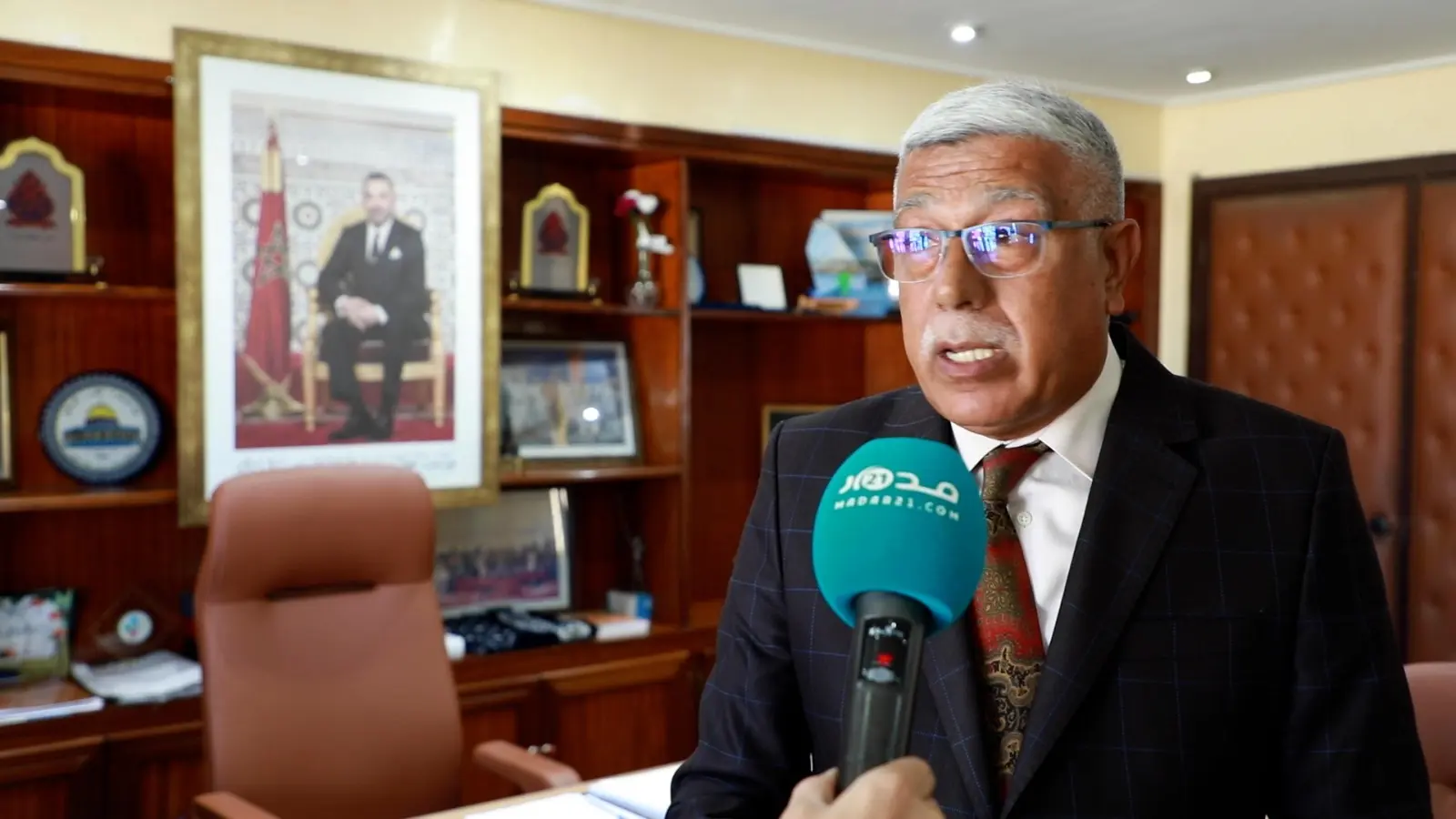 الرازي يكشف تفاصيل “الزلزال السياسي” وسط أحرار الرباط ودوافع المطالبة بإقالة أغلالو
