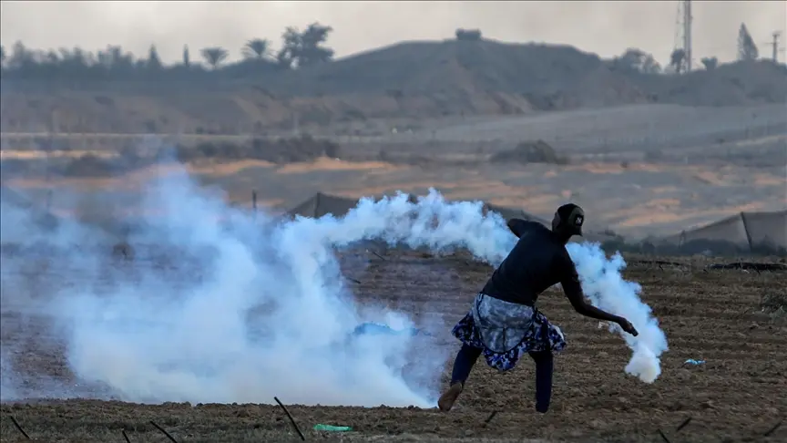 غزة.. تظاهرات لليوم الثامن قرب السياج الفاصل مع إسرائيل