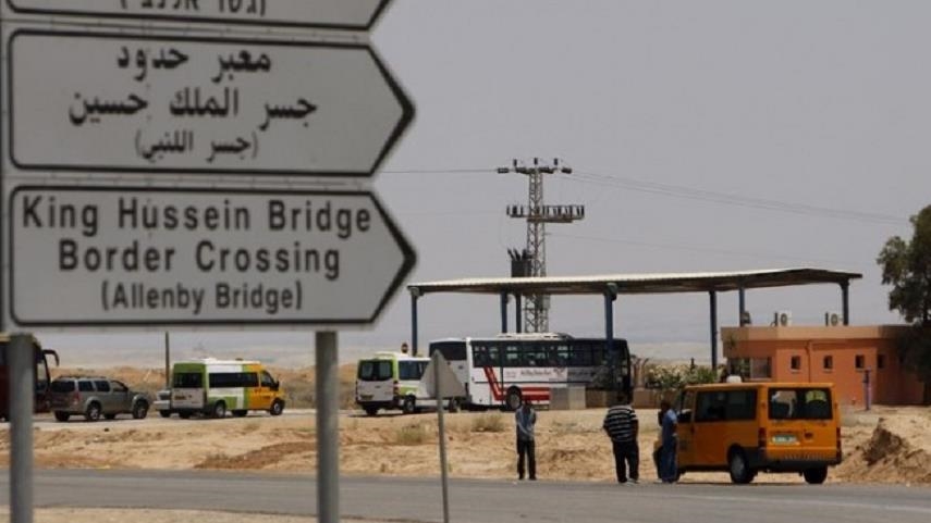 فلسطين: إسرائيل تغلق معبر “الكرامة” الذي يربط الضفة بالأردن