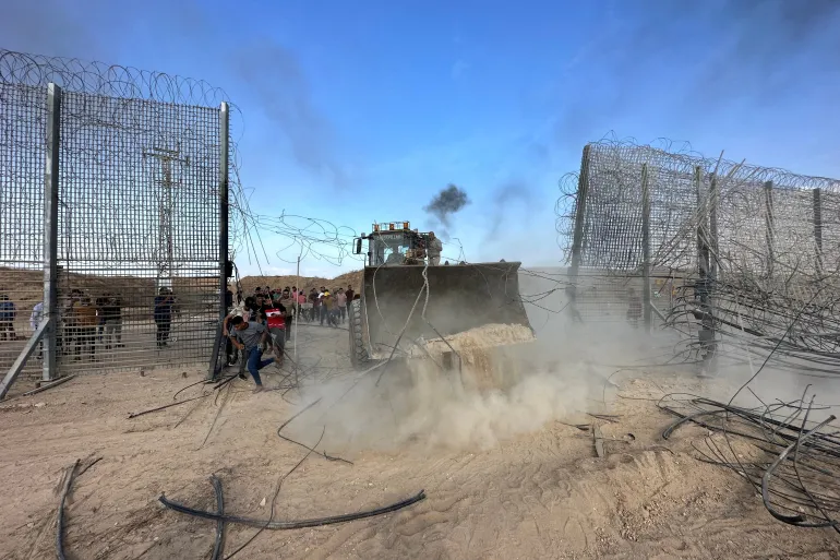 اسرائيل تحصي 350 قتيلا بعملية “طوفان الأقصى”