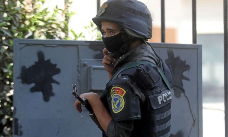مقتل سائحين إسرائيليين برصاص شرطي مصري بالاسكندرية